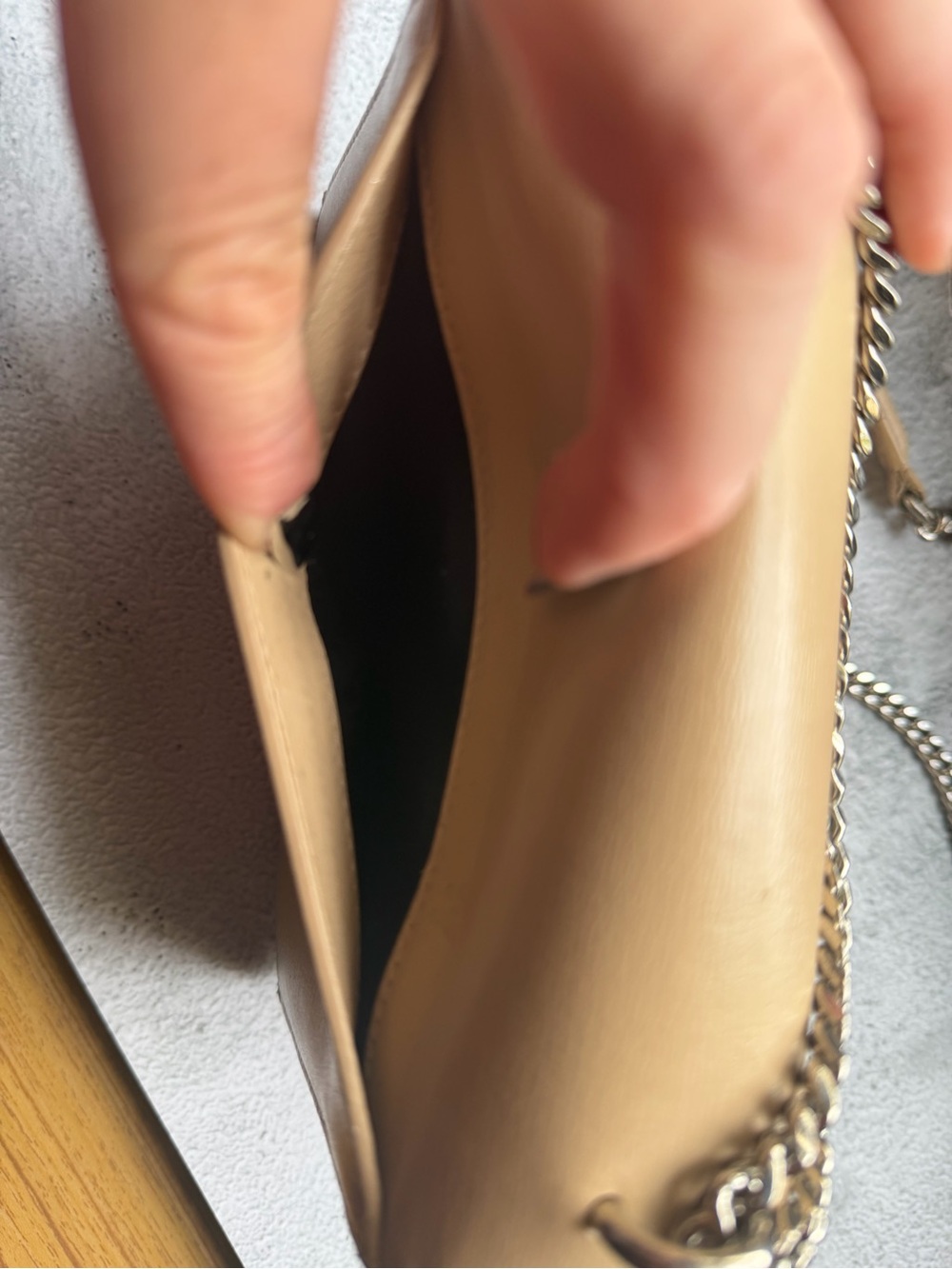 Saint Laurent Beige Monogram leather bag - Picture 11 of 16